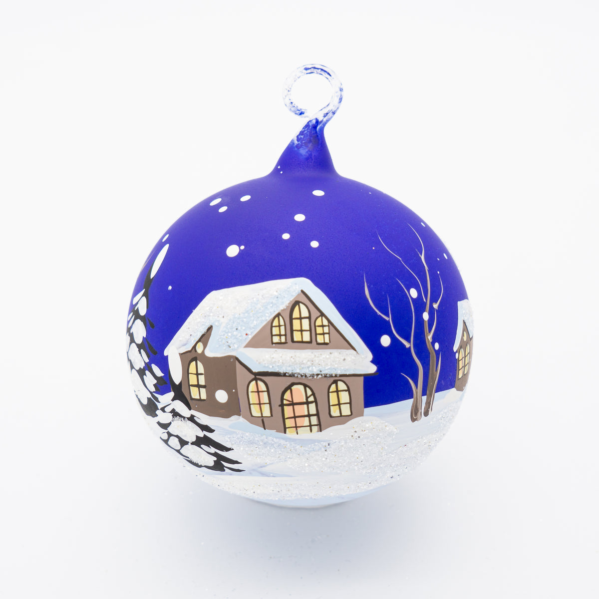 Weihnachtskugel winterliche Dorflandschaft