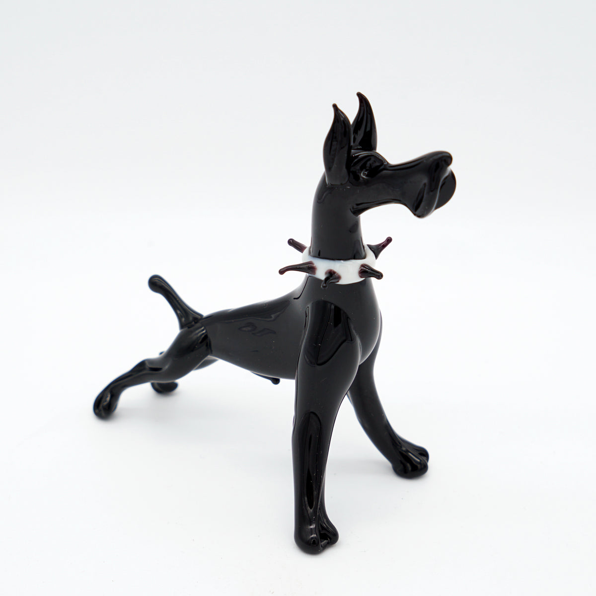 Dobermann aus Glas