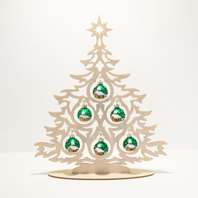 Tannenbaum Set aus Holz mit Weihnachtskugeln grün