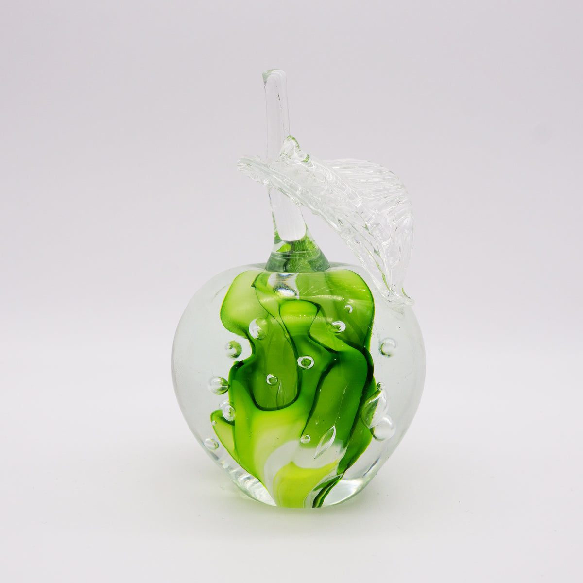 Grüner Apfel aus Glas
