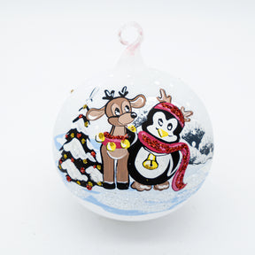 Weihnachtskugel Beste Freunde Pinguin und Rentier weiß
