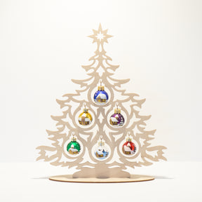 Tannenbaum Set aus Holz mit Weihnachtskugeln bunt